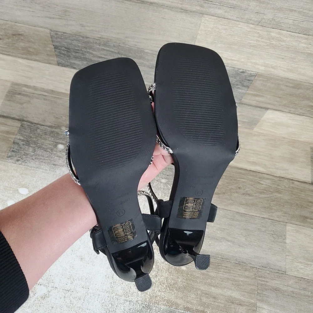 Touch Ups By Benjamin Sunny Womens Sandals‎ Sz 11 Black Ankle Strap Flare Heel
